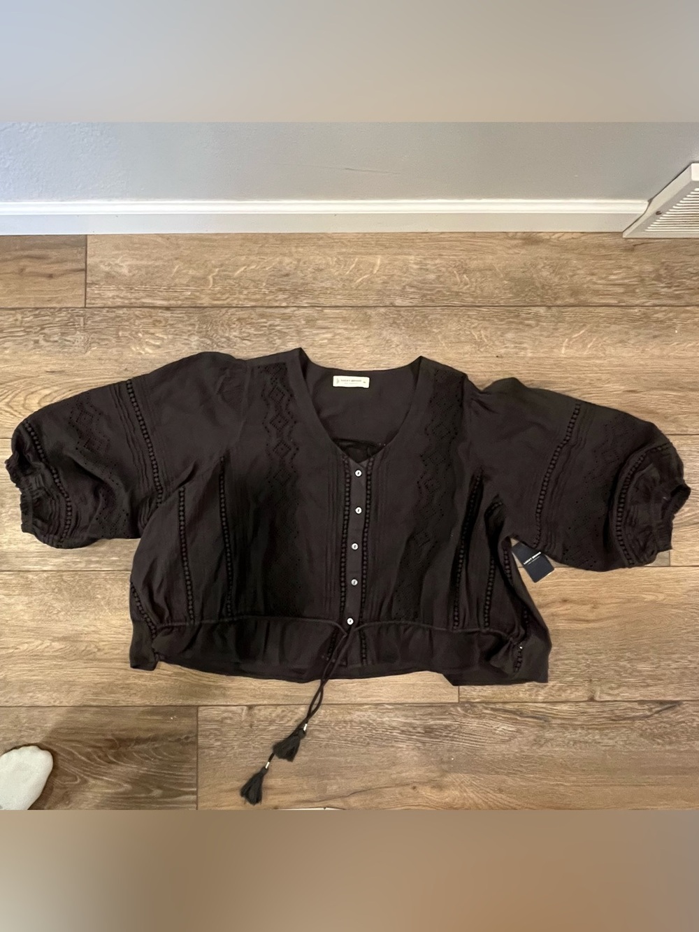 NWT Lucky Balloon Sleeve Boho Cottagecore Eyelet Embroidery Blouse Cinch Waist